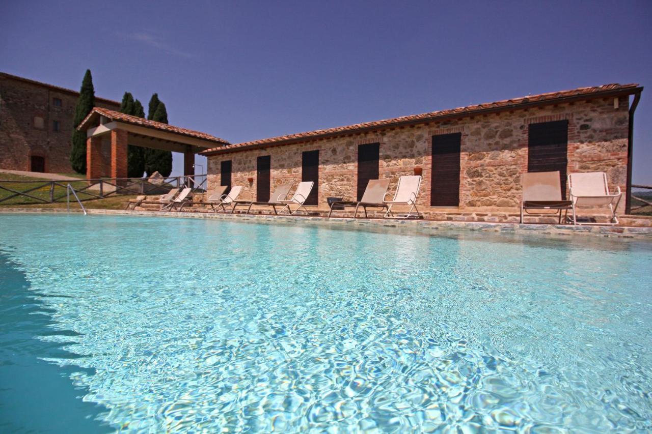 Agriturismo Casale Dello Sparviero Castellina in Chianti Exterior photo
